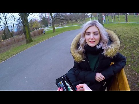 ❤️ Wuxuu liqaa shisheeyaha shisheeyaha lacagtiisa - dharbaaxo beerta dhexdeeda oo ay samaysay Eva Elfie ️ Muqaal dabada %so.verhentai.ru ️❤